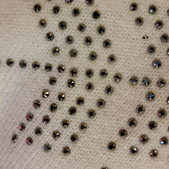 New York and Co sweater - Picture 3 of 3